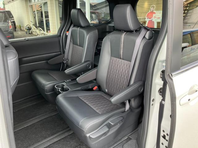 ノア ハイブリッドS-Z ワンオーナー・ディスプレイオーディオ・Bluetooth・両側パワースライド・衝突軽減ブレーキ・オートクルーズ・シートヒーター・デジタルインナーミラー・ユニバーサルステップ・全方位カメラ!(31枚目)