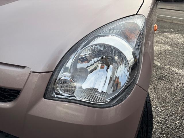 ミラ Ｘスペシャル　５速マニュアル車　走行１４０００ＫＭ　ポータブルナビ（17枚目）