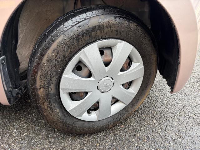 ミラ Ｘスペシャル　５速マニュアル車　走行１４０００ＫＭ　ポータブルナビ（39枚目）