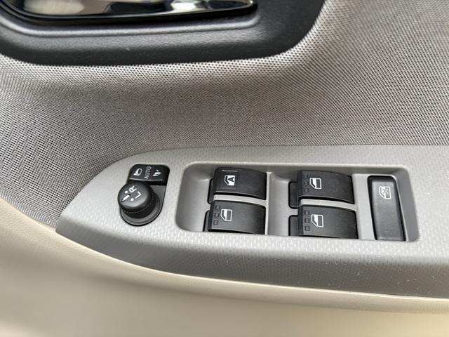 ピクシスジョイ 　パール　ＥＴＣ　純正ナビ　オートライト　オート電動格納ミラー　衝突安全カメラ（15枚目）