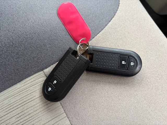 ピクシスジョイ 　パール　ＥＴＣ　純正ナビ　オートライト　オート電動格納ミラー　衝突安全カメラ（17枚目）