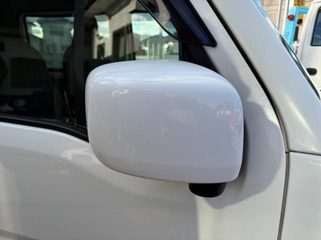 ＮＶ１００クリッパーバン ＤＸ　ＧＬセーフティパッケージ　４速オートマチック　衝突安全装置　オートライト　ドラレコ　ＥＴＣ　電動格納ミラー　前席パワーウィンドウ　バックカメラ　ディスプレーオーディオ（8枚目）
