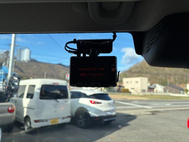 ＮＶ１００クリッパーバン ＤＸ　ＧＬセーフティパッケージ　４速オートマチック　衝突安全装置　オートライト　ドラレコ　ＥＴＣ　電動格納ミラー　前席パワーウィンドウ　バックカメラ　ディスプレーオーディオ（21枚目）