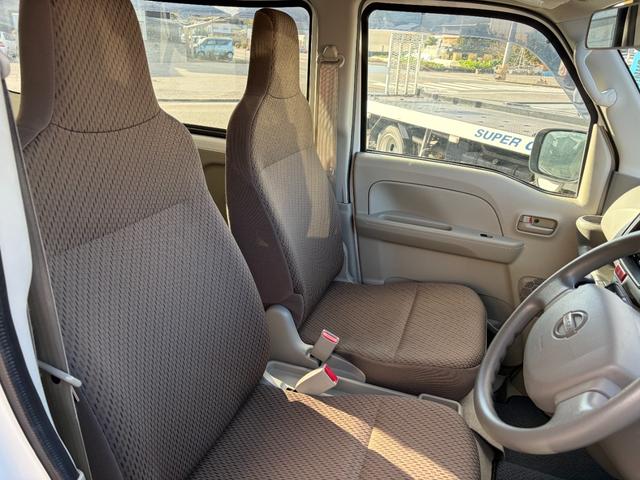 ＮＶ１００クリッパーバン ＤＸ　ＧＬセーフティパッケージ　４速オートマチック　衝突安全装置　オートライト　ドラレコ　ＥＴＣ　電動格納ミラー　前席パワーウィンドウ　バックカメラ　ディスプレーオーディオ（23枚目）