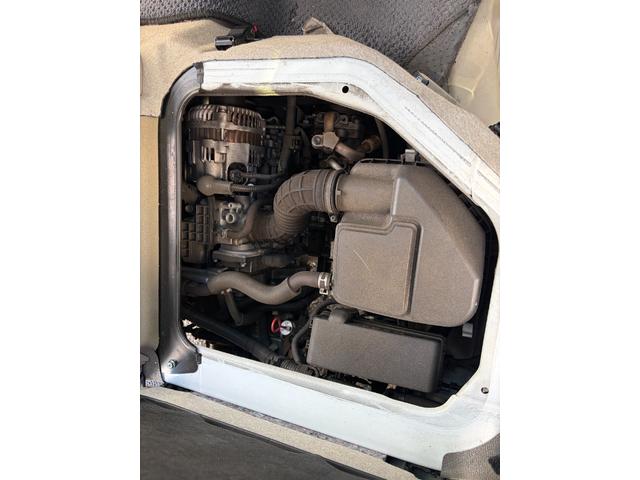 ＮＶ１００クリッパーバン ＤＸ　ＧＬセーフティパッケージ　４速オートマチック　衝突安全装置　オートライト　ドラレコ　ＥＴＣ　電動格納ミラー　前席パワーウィンドウ　バックカメラ　ディスプレーオーディオ（35枚目）