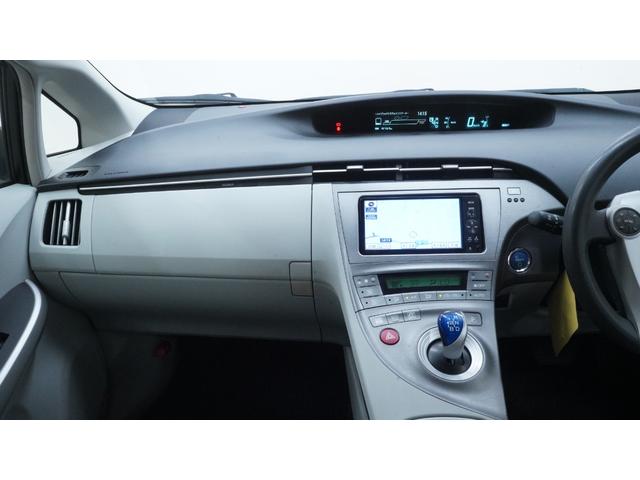 プリウス Ｓ　社外ナビ　フルセグＴＶ　ＣＤ／ＤＶＤ再生　Ｂｌｕｅｔｏｏｔｈ接続　バックカメラ　スマートキー　プッシュスタート　ステアリングスイッチ　チルトステアリング　シートリフター　カーテンエアバック（29枚目）
