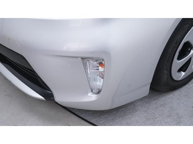 プリウス Ｓ　社外ナビ　フルセグＴＶ　ＣＤ／ＤＶＤ再生　Ｂｌｕｅｔｏｏｔｈ接続　バックカメラ　スマートキー　プッシュスタート　ステアリングスイッチ　チルトステアリング　シートリフター　カーテンエアバック（56枚目）