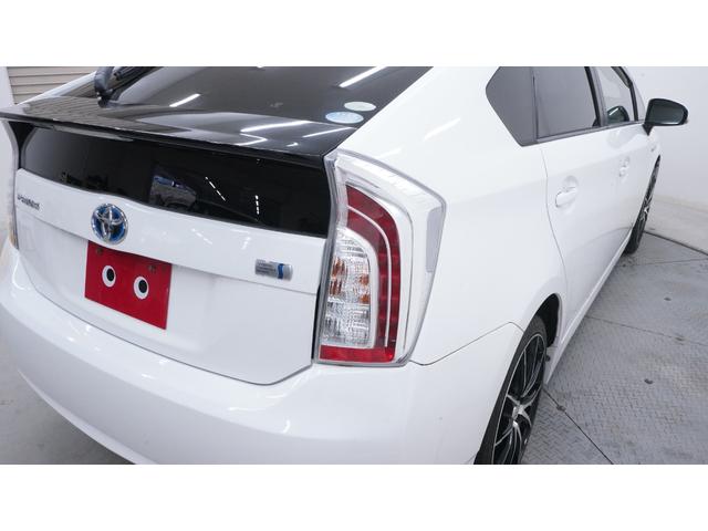 プリウス Ｓマイコーデ　社外ナビ　フルセグＴＶ　ＣＤ／ＤＶＤ　Ｂｌｕｅｔｏｏｔｈ　バックカメラ　スマートキー　プッシュスタート　社外１８インチアルミホイール　電動格納ドアミラーウィンカー　ＡＵＴＯエアコン　ＡＵＴＯライト（64枚目）