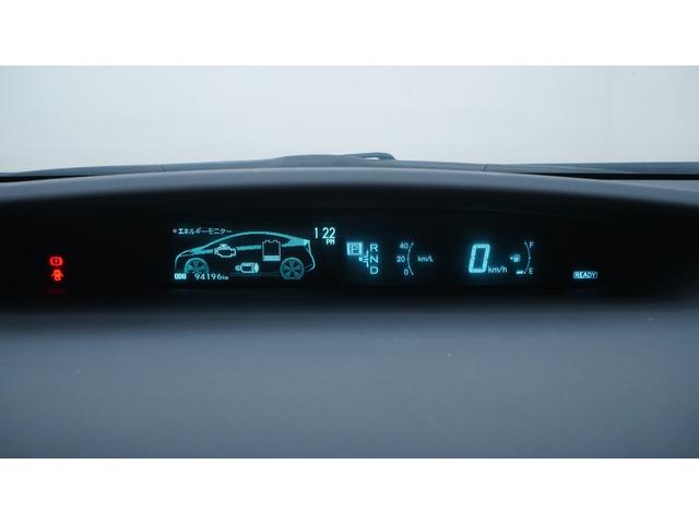 プリウス Ｓ　純正ナビ　フルセグＴＶ　ＤＶＤ再生　Ｂｌｕｅｔｏｏｔｈ接続　バックカメラ　スマートキー　プッシュスタート　ステアリングスイッチ　ＨＩＤヘッドライト　ＡＵＴＯライト　ＡＵＴＯエアコン　ビルトインＥＴＣ（22枚目）