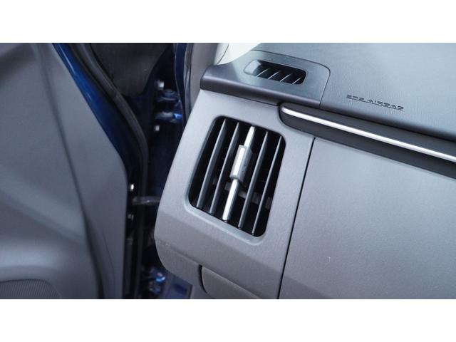 プリウス Ｓ　純正ナビ　フルセグＴＶ　ＤＶＤ再生　Ｂｌｕｅｔｏｏｔｈ接続　バックカメラ　スマートキー　プッシュスタート　ステアリングスイッチ　ＨＩＤヘッドライト　ＡＵＴＯライト　ＡＵＴＯエアコン　ビルトインＥＴＣ（31枚目）