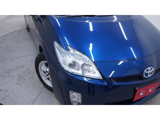 プリウス Ｓ　純正ナビ　フルセグＴＶ　ＤＶＤ再生　Ｂｌｕｅｔｏｏｔｈ接続　バックカメラ　スマートキー　プッシュスタート　ステアリングスイッチ　ＨＩＤヘッドライト　ＡＵＴＯライト　ＡＵＴＯエアコン　ビルトインＥＴＣ（46枚目）