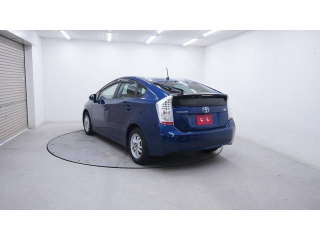 プリウス Ｓ　純正ナビ　フルセグＴＶ　ＤＶＤ再生　Ｂｌｕｅｔｏｏｔｈ接続　バックカメラ　スマートキー　プッシュスタート　ステアリングスイッチ　ＨＩＤヘッドライト　ＡＵＴＯライト　ＡＵＴＯエアコン　ビルトインＥＴＣ（62枚目）