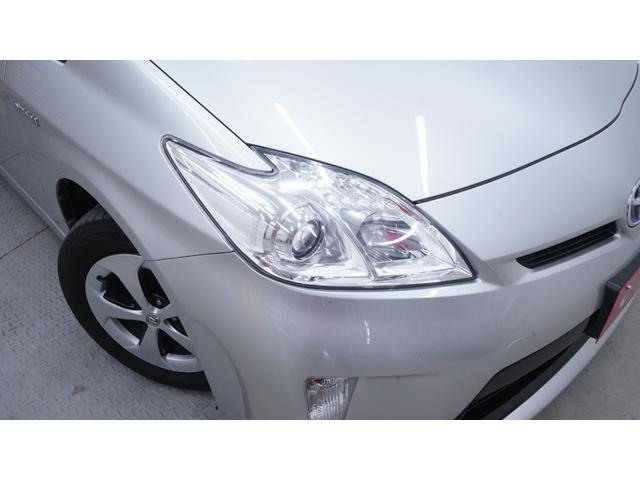 プリウス L 禁煙車 ディーラーOPナビ 地デジTV  バックカメラ スマートキー プッシュスタート ステアリングスイッチ AUTOエアコン AUTOライト ヘッドライトレベライザー 電動格納ドアミラーウィンカー(40枚目)