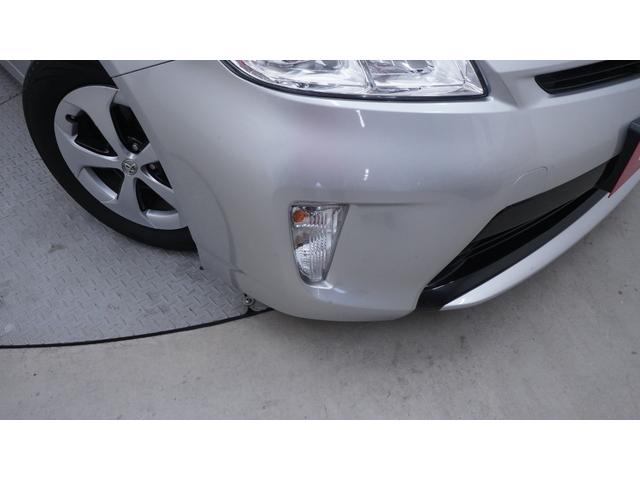 プリウス L 禁煙車 ディーラーOPナビ 地デジTV  バックカメラ スマートキー プッシュスタート ステアリングスイッチ AUTOエアコン AUTOライト ヘッドライトレベライザー 電動格納ドアミラーウィンカー(41枚目)