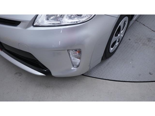 プリウス L 禁煙車 ディーラーOPナビ 地デジTV  バックカメラ スマートキー プッシュスタート ステアリングスイッチ AUTOエアコン AUTOライト ヘッドライトレベライザー 電動格納ドアミラーウィンカー(49枚目)
