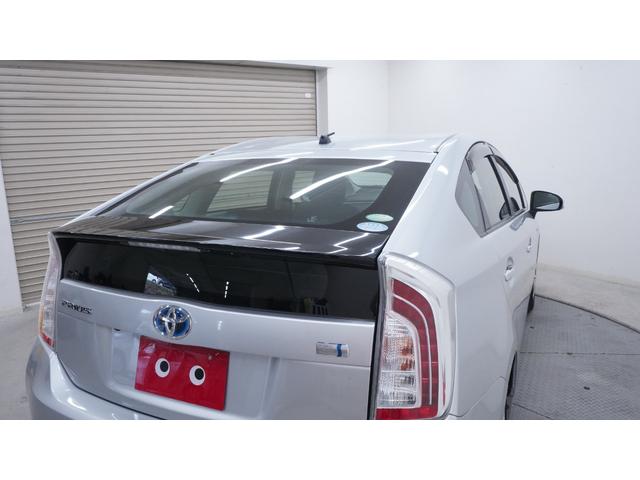 プリウス L 禁煙車 ディーラーOPナビ 地デジTV  バックカメラ スマートキー プッシュスタート ステアリングスイッチ AUTOエアコン AUTOライト ヘッドライトレベライザー 電動格納ドアミラーウィンカー(59枚目)