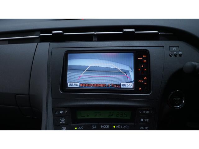 プリウス G 禁煙車 純正ナビ 地デジTV Bluetooth CD/DVD バックカメラ スマートキー プッシュスタート カーテンエアバック&サイドエアバック 革巻きハンドル ステアリングスイッチ フォグライト(8枚目)