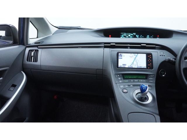 プリウス G 禁煙車 純正ナビ 地デジTV Bluetooth CD/DVD バックカメラ スマートキー プッシュスタート カーテンエアバック&サイドエアバック 革巻きハンドル ステアリングスイッチ フォグライト(26枚目)