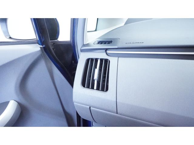 プリウス G 禁煙車 純正ナビ 地デジTV Bluetooth CD/DVD バックカメラ スマートキー プッシュスタート カーテンエアバック&サイドエアバック 革巻きハンドル ステアリングスイッチ フォグライト(28枚目)