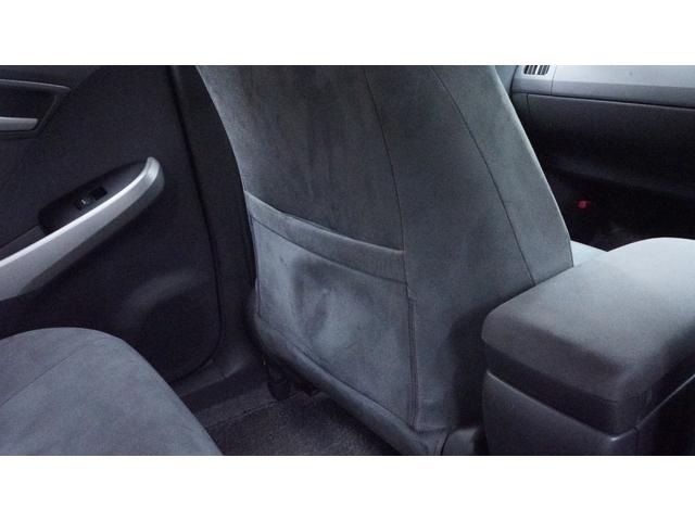 プリウス G 禁煙車 純正ナビ 地デジTV Bluetooth CD/DVD バックカメラ スマートキー プッシュスタート カーテンエアバック&サイドエアバック 革巻きハンドル ステアリングスイッチ フォグライト(39枚目)