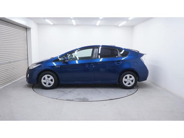 プリウス G 禁煙車 純正ナビ 地デジTV Bluetooth CD/DVD バックカメラ スマートキー プッシュスタート カーテンエアバック&サイドエアバック 革巻きハンドル ステアリングスイッチ フォグライト(50枚目)