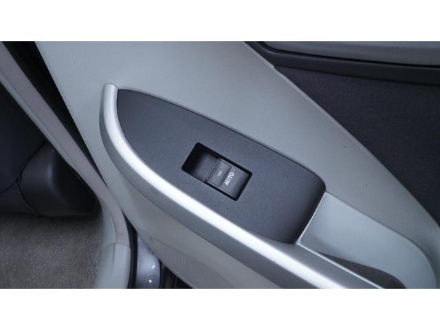 プリウス S LEDエディション 禁煙車 純正ナビ フルセグTV CD/DVD再生 バックカメラ ビルトインETC スマートキー プッシュスタート クルーズコントロール LEDヘッドライト ヘッドライトウォッシャー 革巻きハンドル(44枚目)