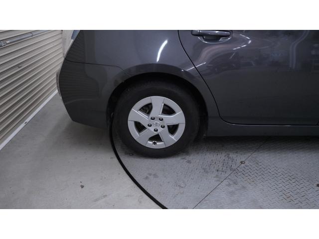 プリウス S LEDエディション 禁煙車 純正ナビ フルセグTV CD/DVD再生 バックカメラ ビルトインETC スマートキー プッシュスタート クルーズコントロール LEDヘッドライト ヘッドライトウォッシャー 革巻きハンドル(54枚目)