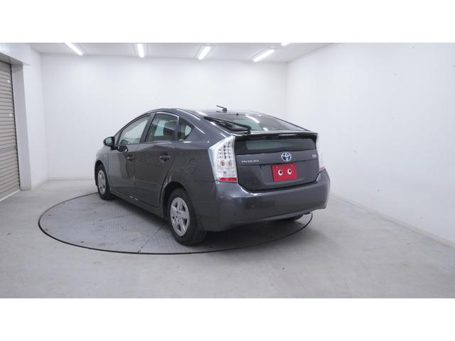 プリウス S LEDエディション 禁煙車 純正ナビ フルセグTV CD/DVD再生 バックカメラ ビルトインETC スマートキー プッシュスタート クルーズコントロール LEDヘッドライト ヘッドライトウォッシャー 革巻きハンドル(63枚目)