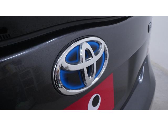 プリウス S LEDエディション 禁煙車 純正ナビ フルセグTV CD/DVD再生 バックカメラ ビルトインETC スマートキー プッシュスタート クルーズコントロール LEDヘッドライト ヘッドライトウォッシャー 革巻きハンドル(70枚目)