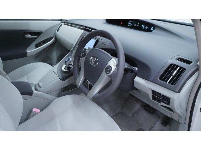 プリウス Sツーリングセレクション スマートキー プッシュスタート チルトステアリング シートリフター カーテンエアバック&サイドエアバック LEDヘッドライト AUTOライト AUTOエアコン フォグライト ビルトインETC(10枚目)