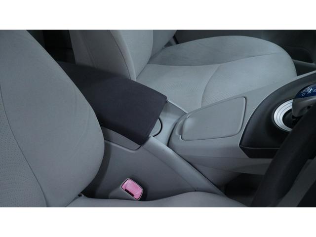 プリウス Sツーリングセレクション スマートキー プッシュスタート チルトステアリング シートリフター カーテンエアバック&サイドエアバック LEDヘッドライト AUTOライト AUTOエアコン フォグライト ビルトインETC(15枚目)