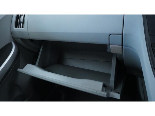 プリウス Sツーリングセレクション スマートキー プッシュスタート チルトステアリング シートリフター カーテンエアバック&サイドエアバック LEDヘッドライト AUTOライト AUTOエアコン フォグライト ビルトインETC(23枚目)