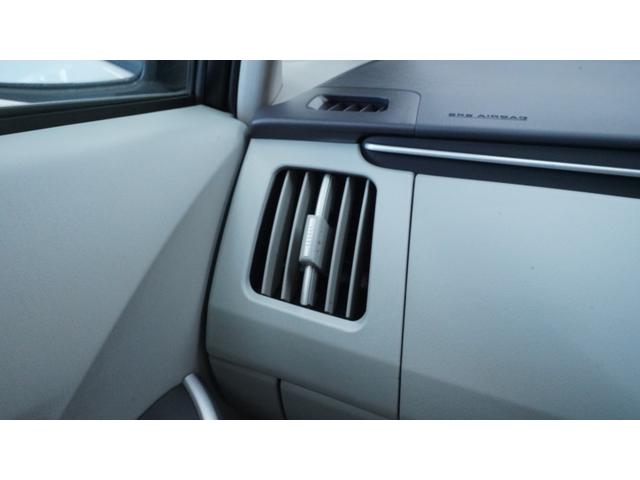 プリウス Sツーリングセレクション スマートキー プッシュスタート チルトステアリング シートリフター カーテンエアバック&サイドエアバック LEDヘッドライト AUTOライト AUTOエアコン フォグライト ビルトインETC(24枚目)