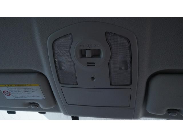 プリウス Sツーリングセレクション スマートキー プッシュスタート チルトステアリング シートリフター カーテンエアバック&サイドエアバック LEDヘッドライト AUTOライト AUTOエアコン フォグライト ビルトインETC(26枚目)