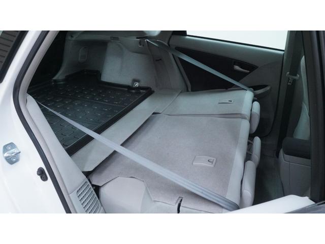 プリウス Sツーリングセレクション スマートキー プッシュスタート チルトステアリング シートリフター カーテンエアバック&サイドエアバック LEDヘッドライト AUTOライト AUTOエアコン フォグライト ビルトインETC(31枚目)