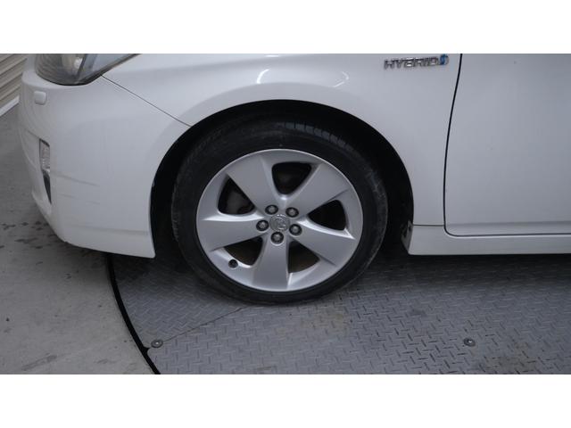 プリウス Sツーリングセレクション スマートキー プッシュスタート チルトステアリング シートリフター カーテンエアバック&サイドエアバック LEDヘッドライト AUTOライト AUTOエアコン フォグライト ビルトインETC(49枚目)