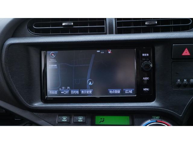 アクア Ｇ　禁煙車　純正ナビ　フルセグＴＶ　バックカメラ　Ｂｌｕｅｔｏｏｔｈ対応　キーレス　ステアリングスイッチ　ＬＥＤヘッドライト　ＡＵＴＯエアコン　電動格納ドアミラーウィンカー　Ｇグレード専用内装カラー（7枚目）