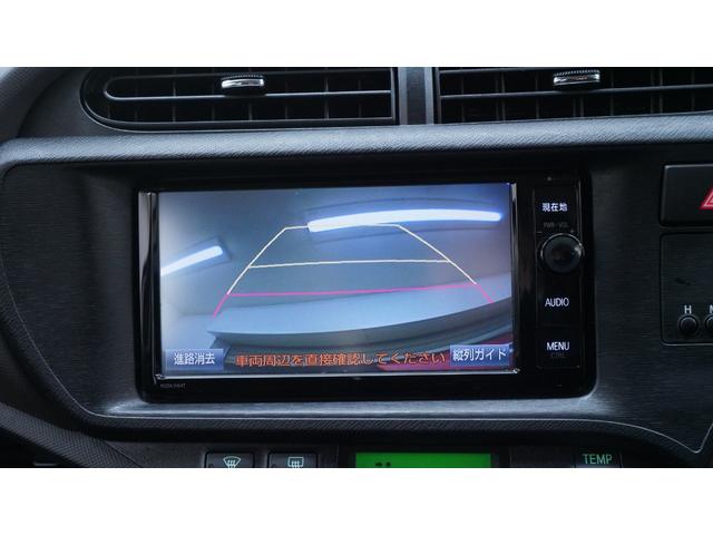アクア Ｇ　禁煙車　純正ナビ　フルセグＴＶ　バックカメラ　Ｂｌｕｅｔｏｏｔｈ対応　キーレス　ステアリングスイッチ　ＬＥＤヘッドライト　ＡＵＴＯエアコン　電動格納ドアミラーウィンカー　Ｇグレード専用内装カラー（8枚目）