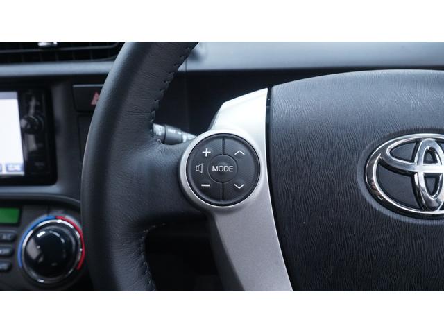 アクア Ｇ　禁煙車　純正ナビ　フルセグＴＶ　バックカメラ　Ｂｌｕｅｔｏｏｔｈ対応　キーレス　ステアリングスイッチ　ＬＥＤヘッドライト　ＡＵＴＯエアコン　電動格納ドアミラーウィンカー　Ｇグレード専用内装カラー（9枚目）