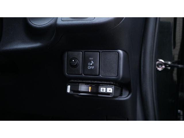 アクア Ｇ　禁煙車　純正ナビ　フルセグＴＶ　バックカメラ　Ｂｌｕｅｔｏｏｔｈ対応　キーレス　ステアリングスイッチ　ＬＥＤヘッドライト　ＡＵＴＯエアコン　電動格納ドアミラーウィンカー　Ｇグレード専用内装カラー（11枚目）