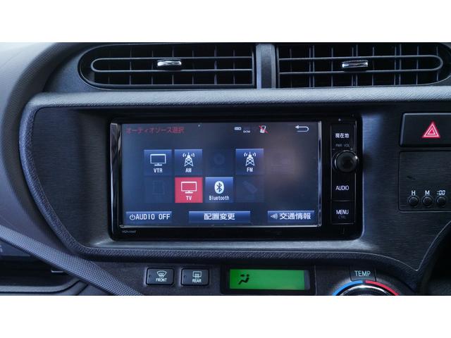 アクア Ｇ　禁煙車　純正ナビ　フルセグＴＶ　バックカメラ　Ｂｌｕｅｔｏｏｔｈ対応　キーレス　ステアリングスイッチ　ＬＥＤヘッドライト　ＡＵＴＯエアコン　電動格納ドアミラーウィンカー　Ｇグレード専用内装カラー（27枚目）