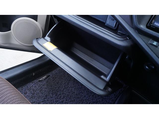 アクア Ｇ　禁煙車　純正ナビ　フルセグＴＶ　バックカメラ　Ｂｌｕｅｔｏｏｔｈ対応　キーレス　ステアリングスイッチ　ＬＥＤヘッドライト　ＡＵＴＯエアコン　電動格納ドアミラーウィンカー　Ｇグレード専用内装カラー（37枚目）