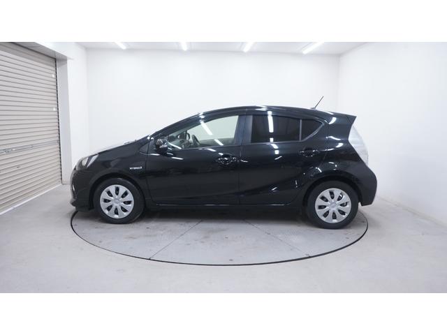 アクア Ｇ　禁煙車　純正ナビ　フルセグＴＶ　バックカメラ　Ｂｌｕｅｔｏｏｔｈ対応　キーレス　ステアリングスイッチ　ＬＥＤヘッドライト　ＡＵＴＯエアコン　電動格納ドアミラーウィンカー　Ｇグレード専用内装カラー（56枚目）