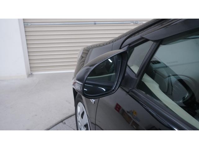 アクア Ｇ　禁煙車　純正ナビ　フルセグＴＶ　バックカメラ　Ｂｌｕｅｔｏｏｔｈ対応　キーレス　ステアリングスイッチ　ＬＥＤヘッドライト　ＡＵＴＯエアコン　電動格納ドアミラーウィンカー　Ｇグレード専用内装カラー（60枚目）