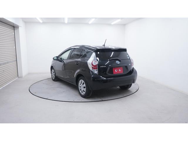 アクア Ｇ　禁煙車　純正ナビ　フルセグＴＶ　バックカメラ　Ｂｌｕｅｔｏｏｔｈ対応　キーレス　ステアリングスイッチ　ＬＥＤヘッドライト　ＡＵＴＯエアコン　電動格納ドアミラーウィンカー　Ｇグレード専用内装カラー（65枚目）