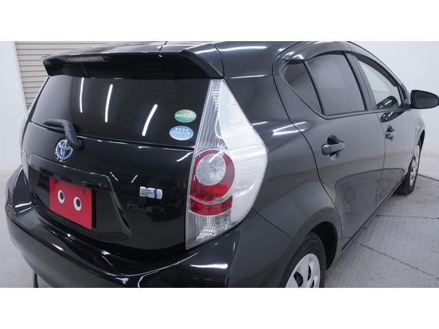 アクア Ｇ　禁煙車　純正ナビ　フルセグＴＶ　バックカメラ　Ｂｌｕｅｔｏｏｔｈ対応　キーレス　ステアリングスイッチ　ＬＥＤヘッドライト　ＡＵＴＯエアコン　電動格納ドアミラーウィンカー　Ｇグレード専用内装カラー（67枚目）