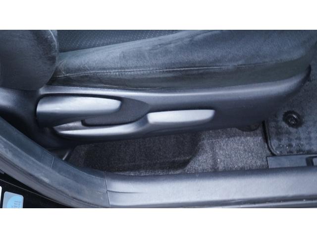 プリウス S スマートキー プッシュスタート HIDヘッドライト AUTOライト AUTOエアコン 電動格納ドアミラーウィンカー 純正アルミホイール カーテンエアバック&サイドエアバック クルーズコントロール(16枚目)