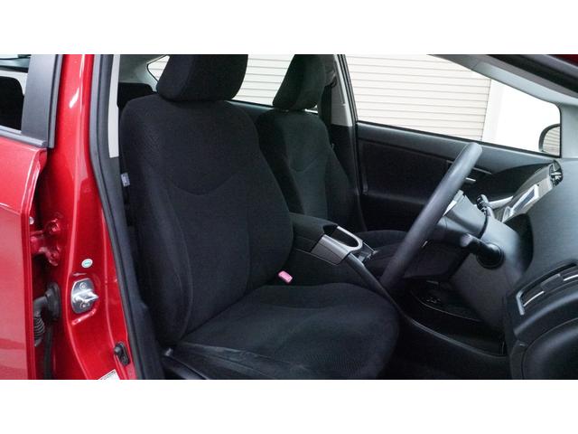 プリウス S 禁煙車 カーテンエアバック&サイドエアバック 純正ナビ ワンセグTV CD/DVD再生 Bluetooth接続 バックカメラ スマートキー プッシュスタート ビルトインETC 電動格納ドアミラー(9枚目)