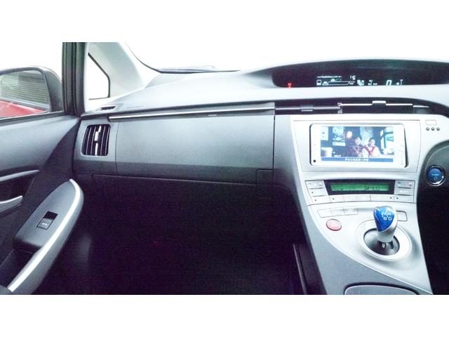 プリウス S 禁煙車 カーテンエアバック&サイドエアバック 純正ナビ ワンセグTV CD/DVD再生 Bluetooth接続 バックカメラ スマートキー プッシュスタート ビルトインETC 電動格納ドアミラー(24枚目)