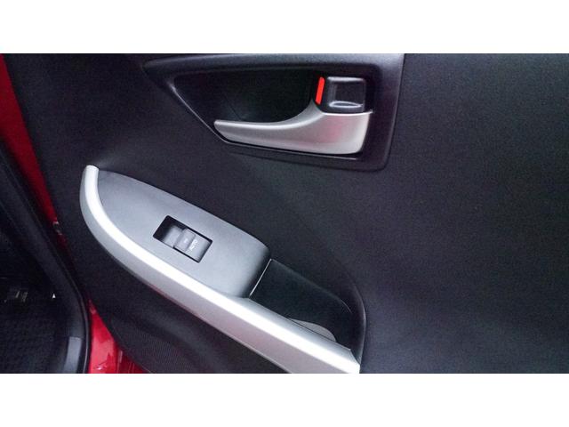 プリウス S 禁煙車 カーテンエアバック&サイドエアバック 純正ナビ ワンセグTV CD/DVD再生 Bluetooth接続 バックカメラ スマートキー プッシュスタート ビルトインETC 電動格納ドアミラー(34枚目)